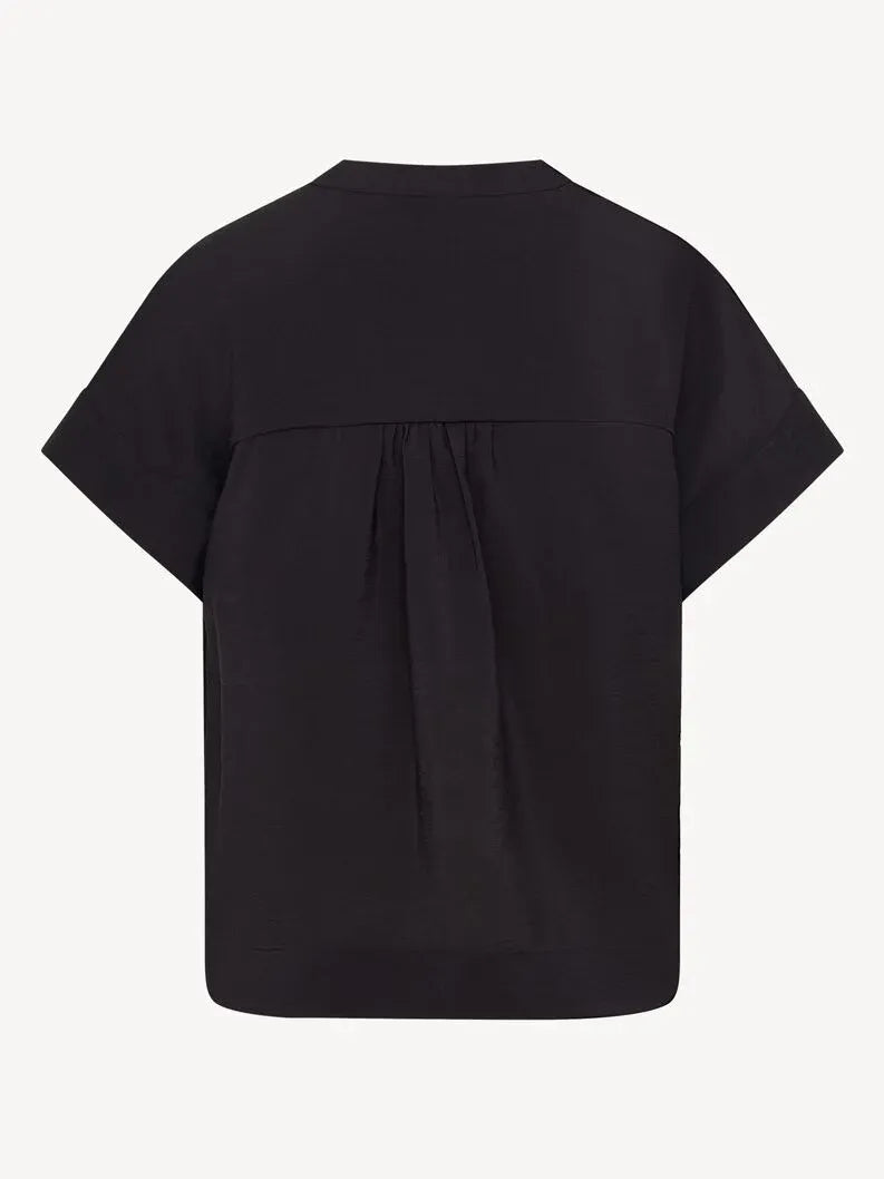 Relaxed Short-Sleeve Fluid T-Shirt
