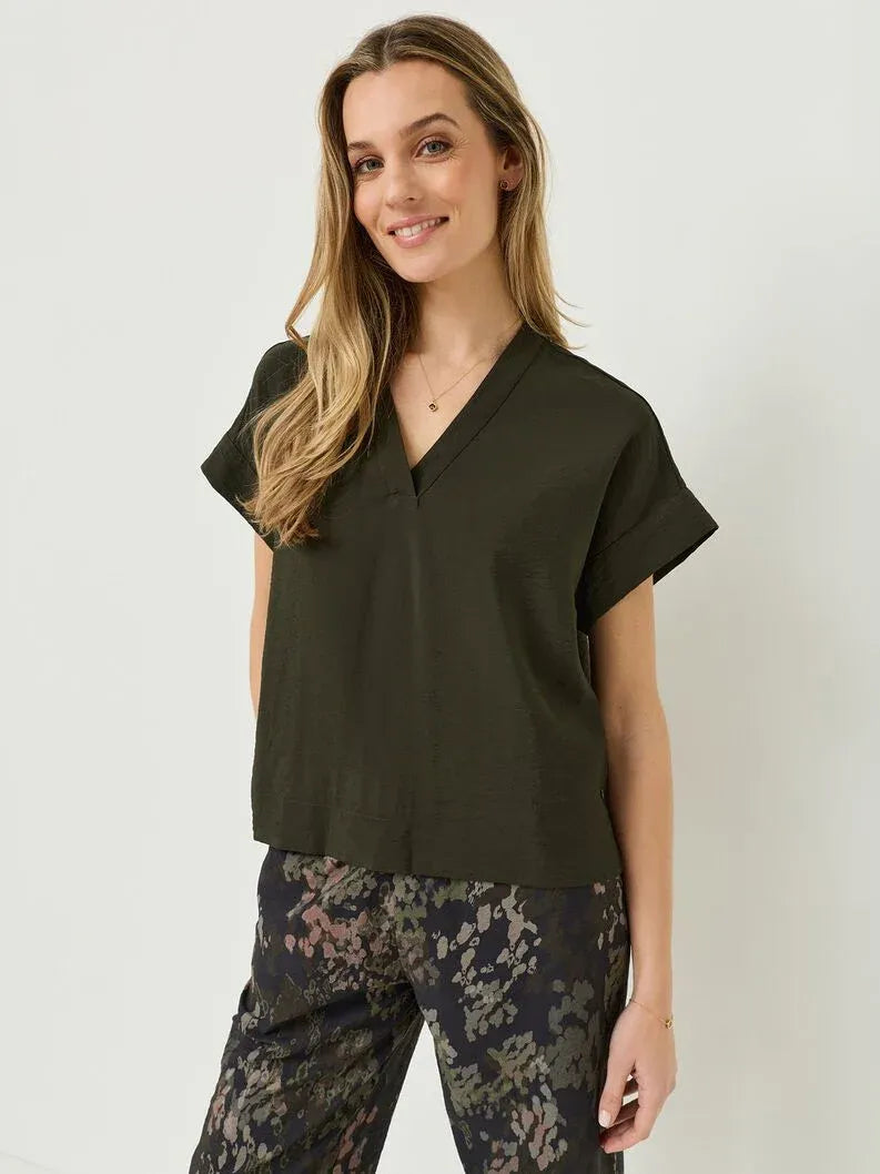 Relaxed Short-Sleeve Fluid T-Shirt