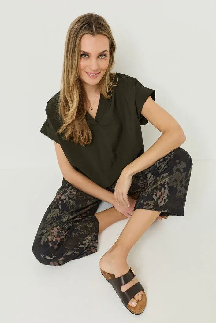 Relaxed Short-Sleeve Fluid T-Shirt
